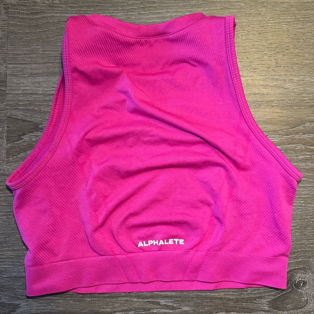 STRATUS CROP TANK - Magenta - size large